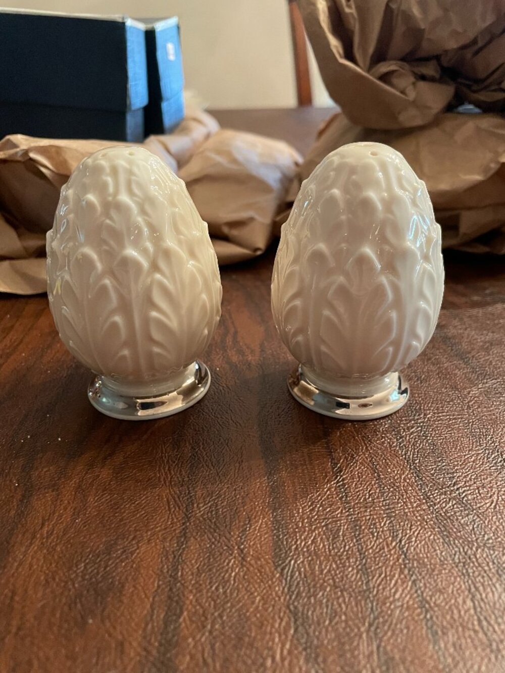 Lenox Woodleaf Collection Platinum Salt_Pepper Set